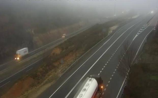 La niebla dificulta la circulación en varios tramos de Castilla y León