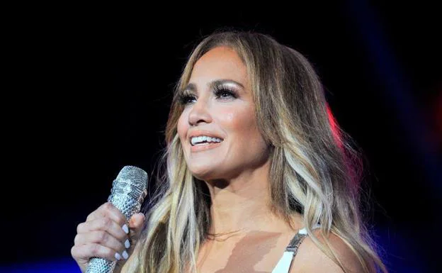 Jennifer Lopez se despide de 2022 junto a Ben Affleck