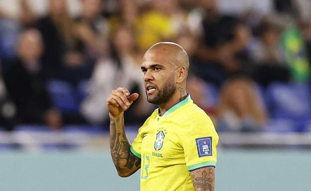 Investigan a Dani Alves por una presunta agresión sexual en una discoteca