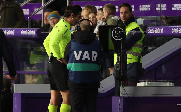 Los 4 penaltis que le han costado al menos 4 puntos al Real Valladolid