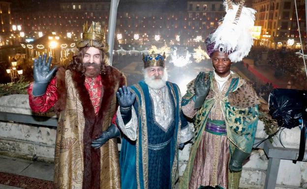 Los Reyes ya descansan tras la Cabalgata y antes de empezar a repartir regalos