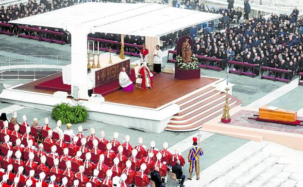 Último adiós a Benedicto XVI