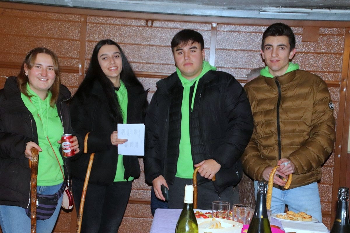 Los Quintos de Torquemada cantan las tradicionales redes