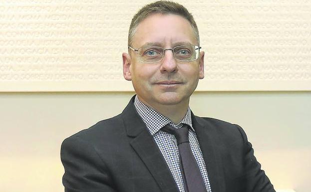 «La densidad de trabajo es uno de los problemas de la Administración de Justicia»