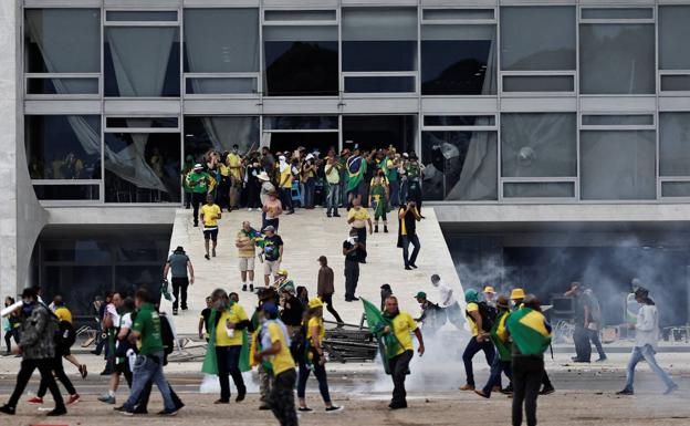 Democracia para Brasil