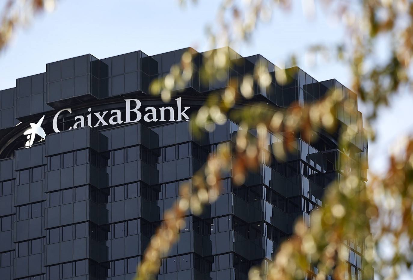 CaixaBank remodela su cúpula para afrontar la nueva etapa tras integrar Bankia