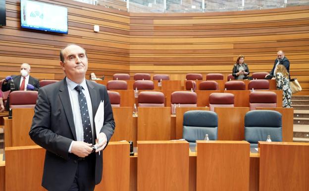 Las quejas por la falta de información de las administraciones en Castilla y León se disparan un 60%