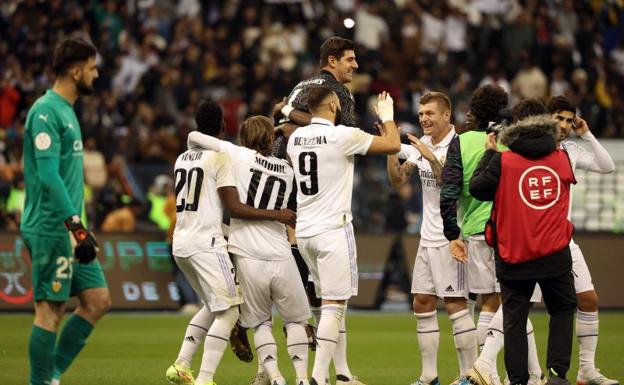 Los penaltis rescatan al Madrid de la espesura