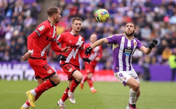 Las costuras abiertas y las canillas rilando
