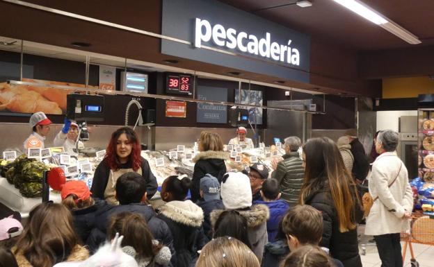 El programa 'Alimentes' lleva a más de 14.000 escolares a los supermercados Gadis