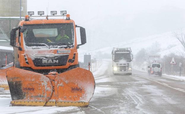 Aviso naranja por nevadas de hasta 35 centímetros en las montañas de Castilla y León