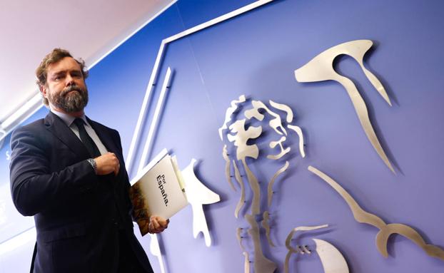 Espinosa de los Monteros matiza: «Revisar el pacto y romper el gobierno son cosas distintas»