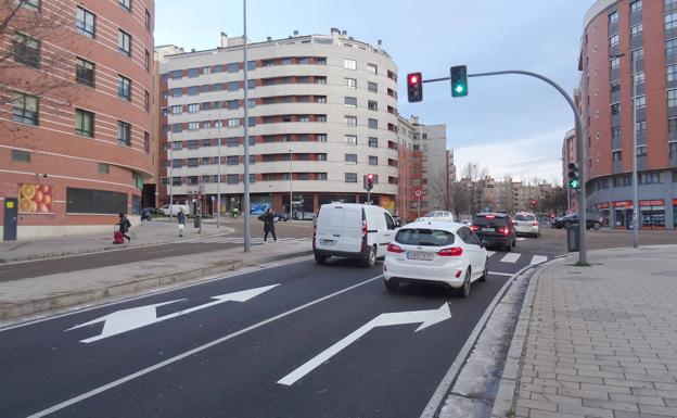 25 segundos de dudas y cláxones para entrar a Parquesol tras modificarse la circulación