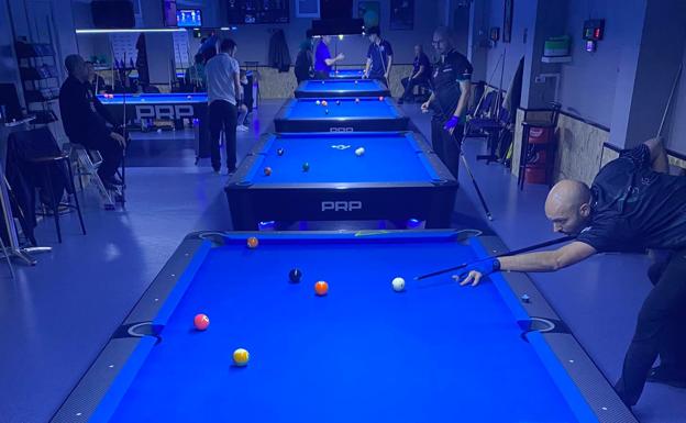 35 billaristas castellanoleoneses, riojanos y alaveses se midieron en Burgos