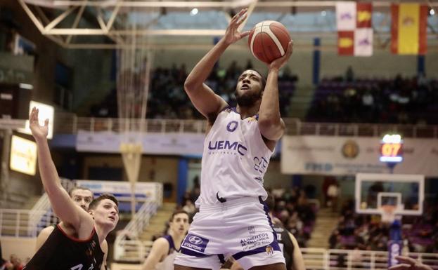 El Pucela Basket baraja incorporar un pívot por la lesión de Kevin Allen