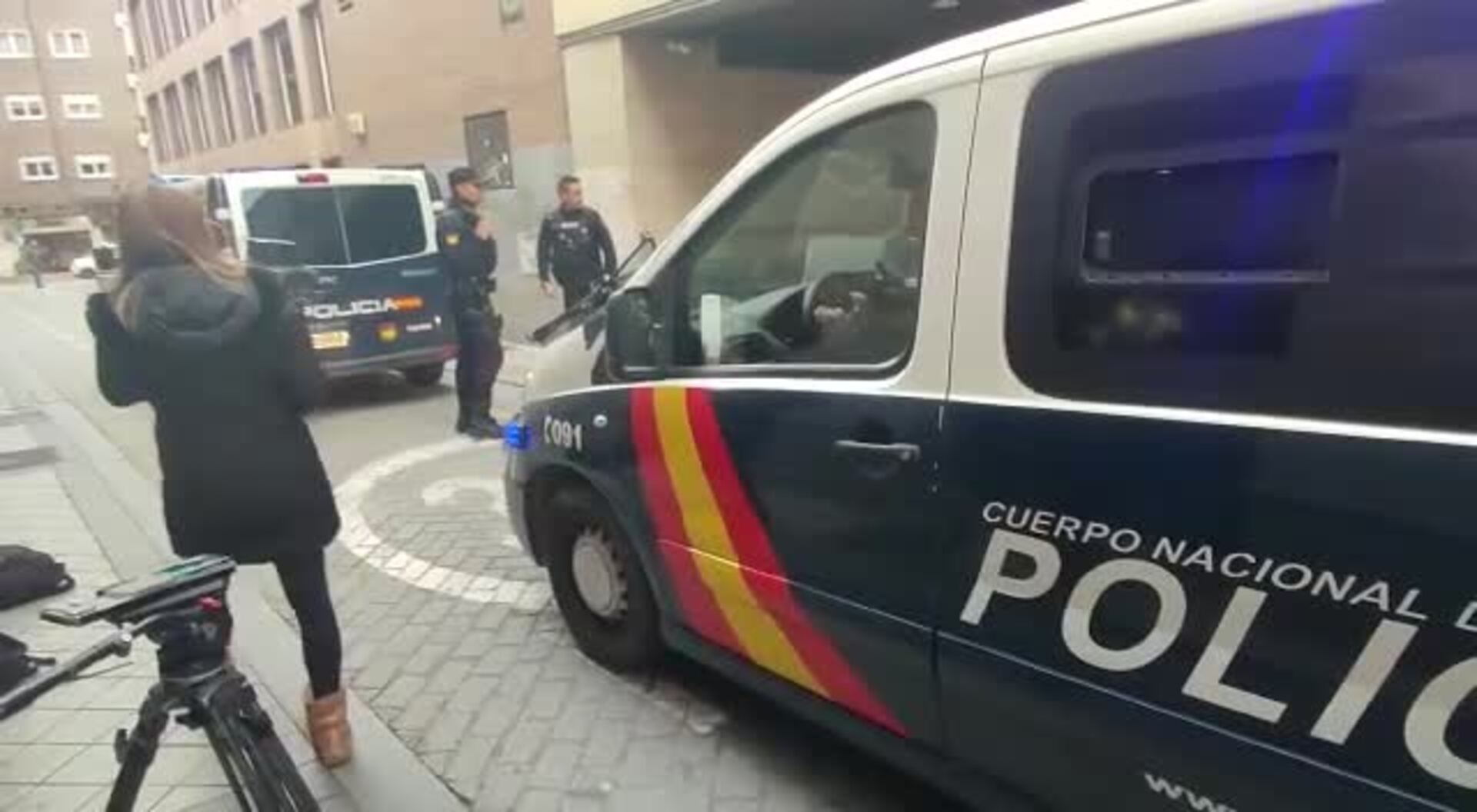 Gritos e insultos en el paso del presunto asesino de Paloma e India por los Juzgados de Valladolid