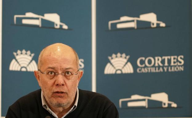 Igea responde a Villacís que Cs «no puede participar en una alianza con el PP»