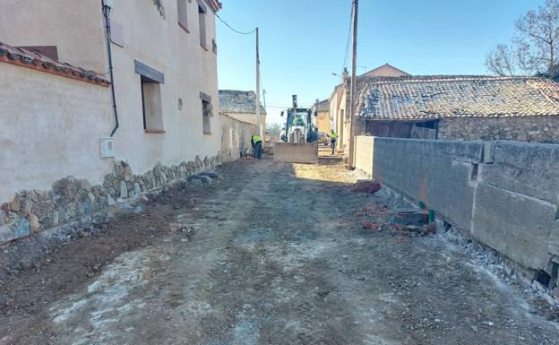Cabanillas del Monte acomete la fase final de la reurbanización de la calle La Fuente