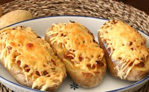 Bomba de patata en freidora de aire