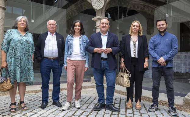 Exdirigentes del PSOE de Ávila lanzan el Partido Nuestra Tierra para las municipales