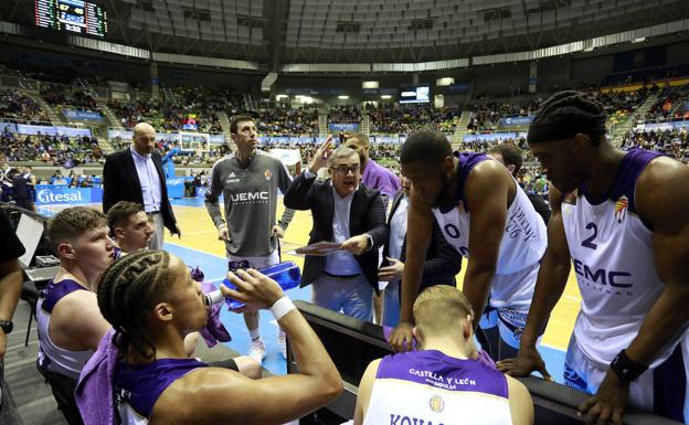 Paco García, elegido Entrenador del Mes