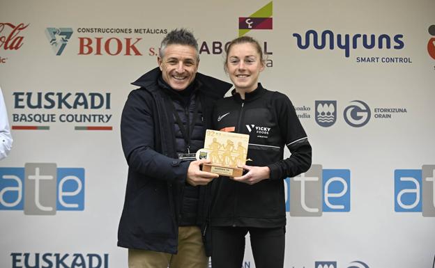 Paula Herrero consigue la segunda mejor marca nacional de la historia
