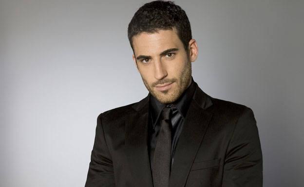 Miguel Ángel Silvestre, de paseo con una misteriosa mujer