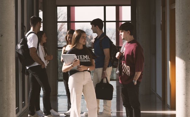 La UEMC cumple dos décadas de compromiso con la educación universitaria