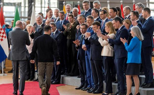 Zelenski ve «signos positivos» para el envío de cazas europeos a Kiev