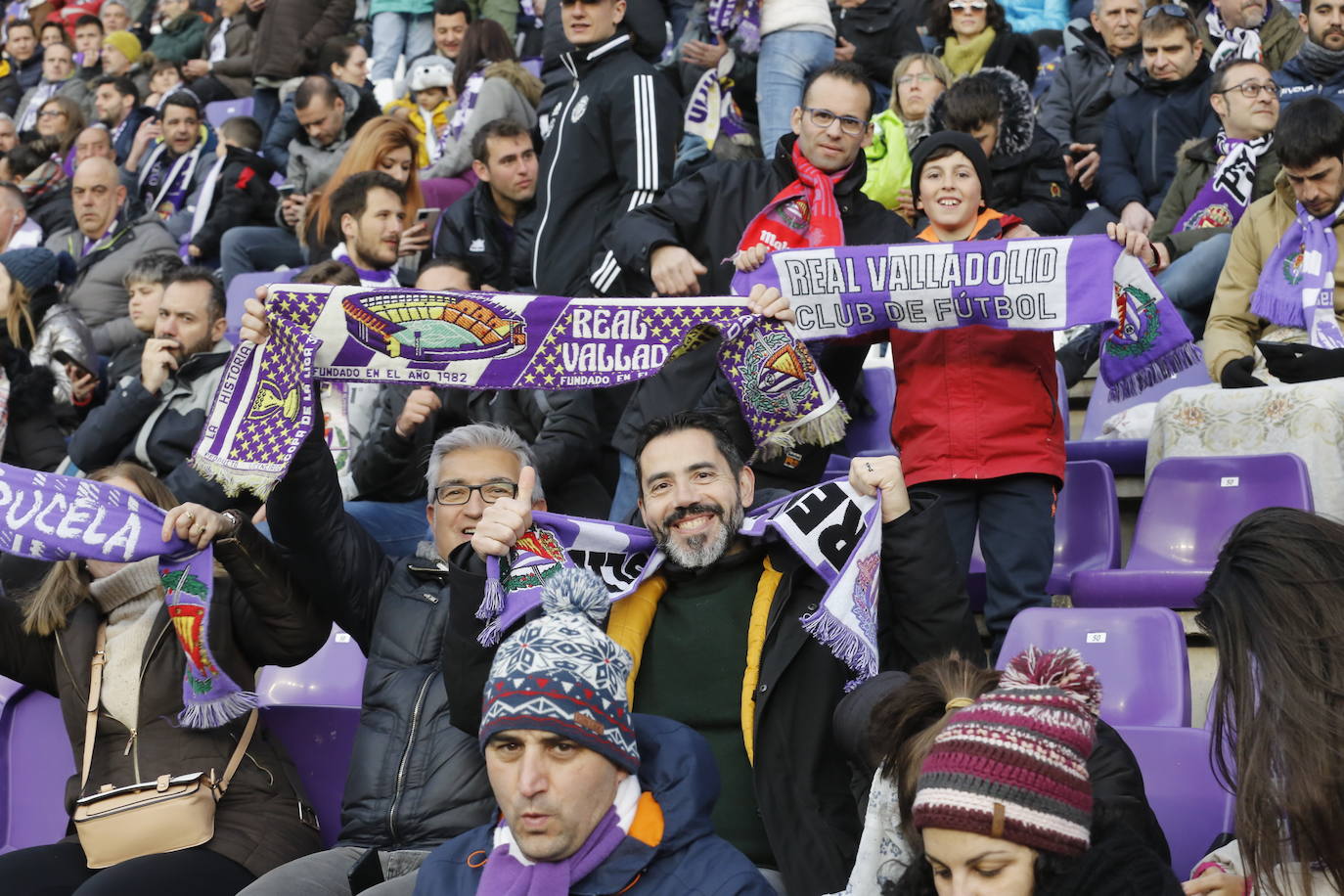 Búscate en la grada del partido del Real Valladolid ante Osasuna (3/5)