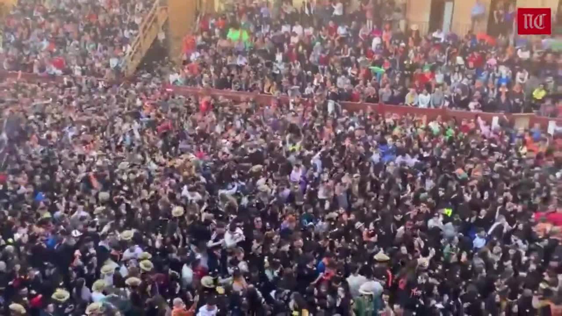 Empieza el Carnaval del Toro de Ciudad Rodrigo con un multitudinario 'Campanazo'