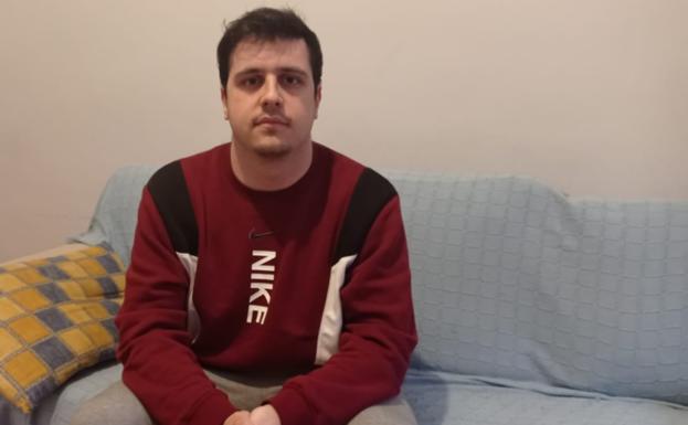 «Vivir solo me supondría destinar todos mis ingresos al alquiler»