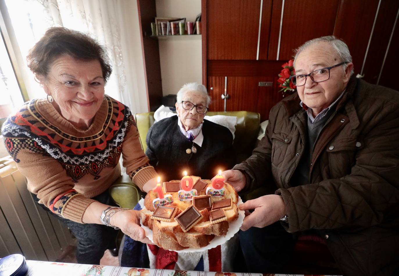 Modesta cumple 106 años: «Quiero seguir viviendo»