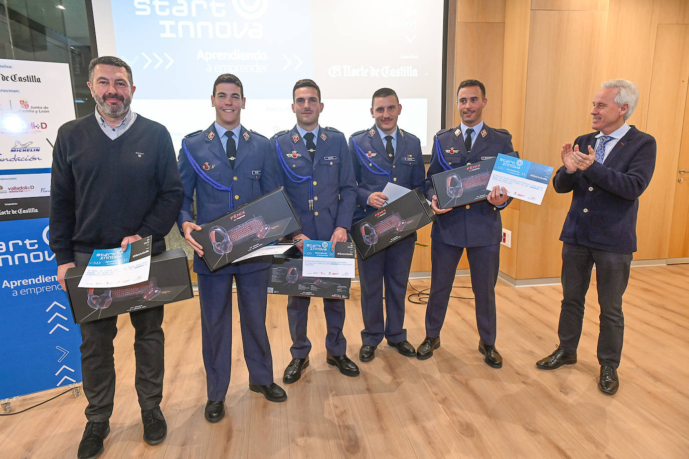 Entrega de premios de la novena edición de STARTinnova (1/2)