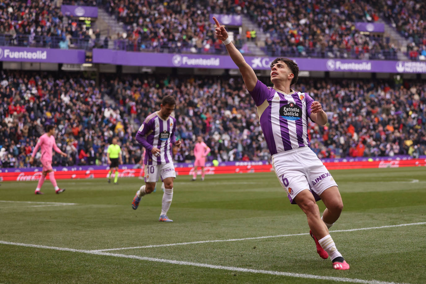 Las imágenes del partido entre el Real Valladolid y el Espanyol