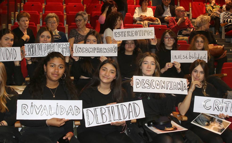 Mujeres «hechas y derechas» sin arrepentimiento