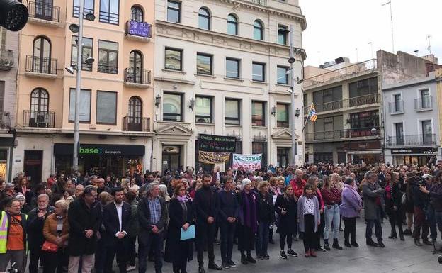 El Govern culpa al porno de la agresión sexual en grupo a una niña de 11 años en Badalona