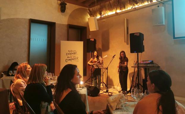 Vino, mujeres y música. El perfecto maridaje de la D.O. Rueda