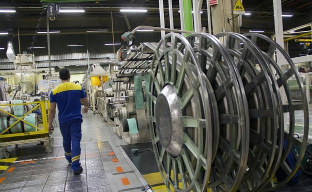 Los trabajadores de las fábricas de Michelin cobrarán 200 euros menos al mes