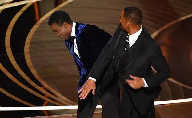 Chris Rock sigue sin disculpar a Will Smith un año después del bofetón en los Oscar