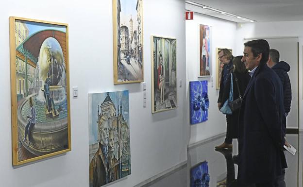 Veintiún artistas locales muestran su obra en la sala del Teatro Zorrilla