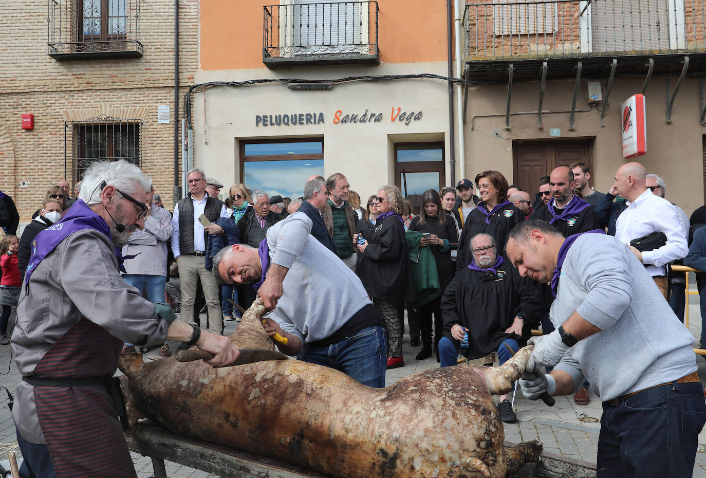 Tradición y fiesta se aúnan en Villada en torno a la matanza