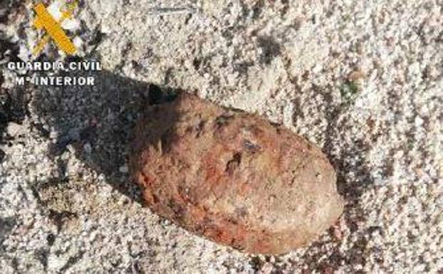 Destruyen dos granadas halladas entre las patatas de un almacén de Íscar