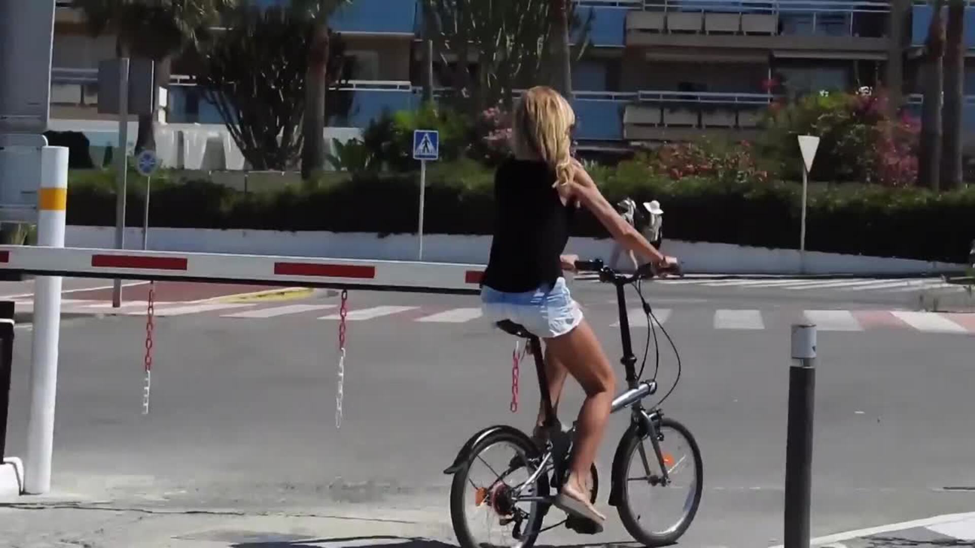 Lara Dibildos sale al paso de los rumores sobre el estado de salud de Laura Valenzuela