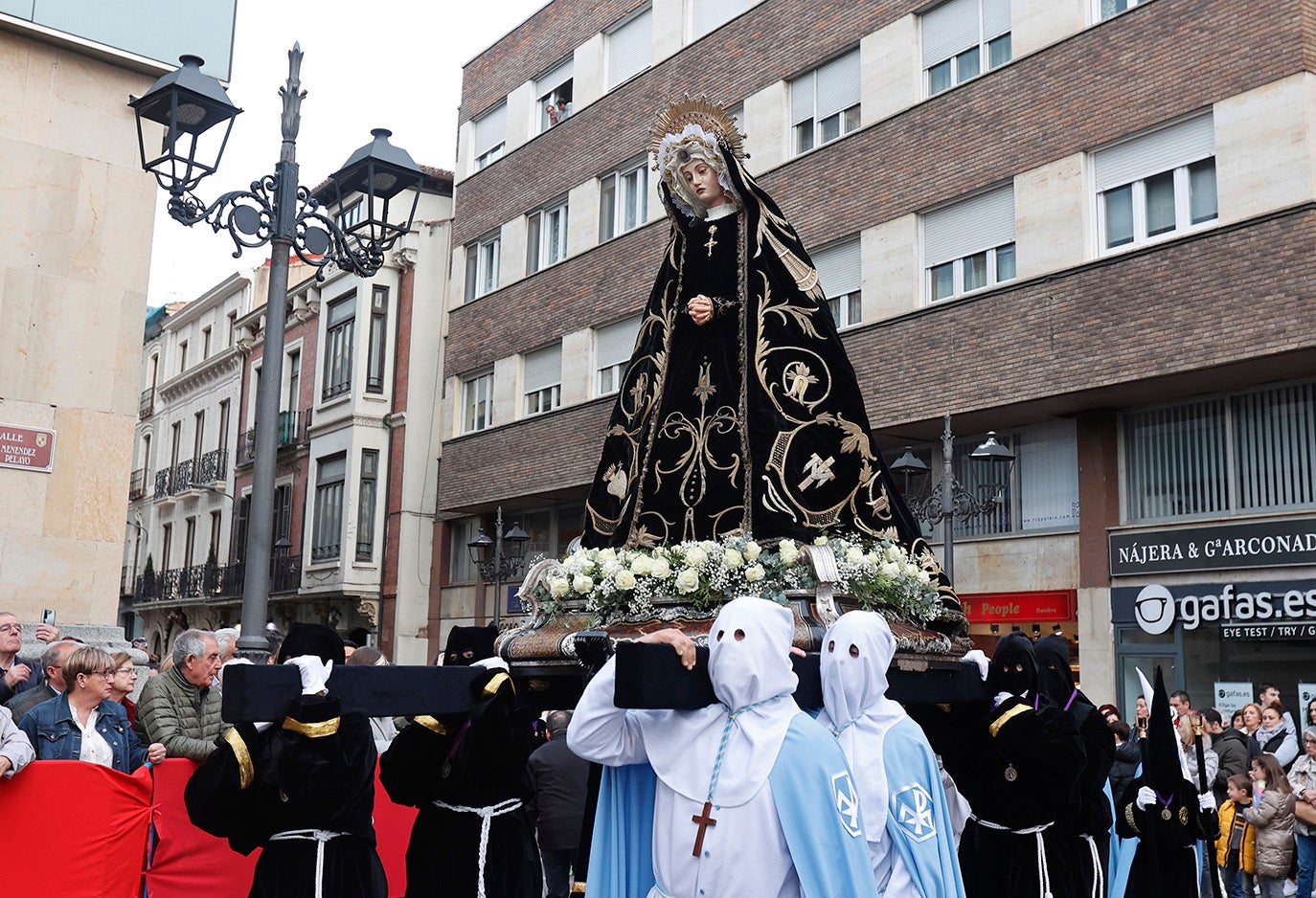 Procesión del Santo Vía Crucis