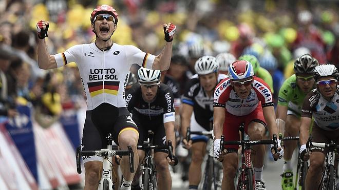 Greipel aprovecha la ausencia de Kittel