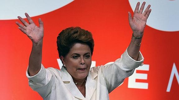 Reactivar el crecimiento y unir a los brasileños son los grandes retos de Rousseff