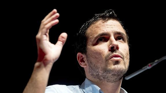 Garzón advierte a Podemos de que IU no será su «muleta»