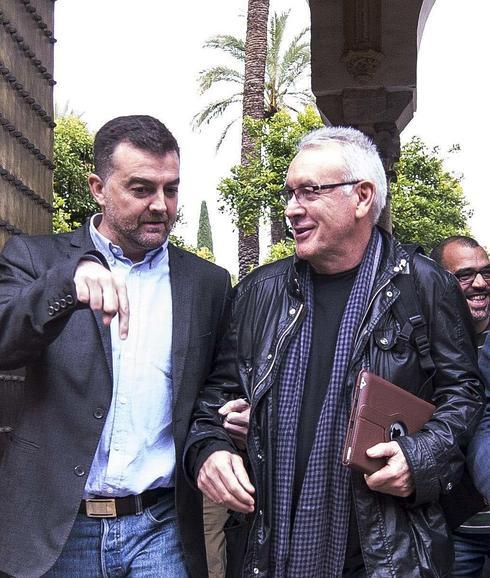 IU celebrará un referéndum sobre la permanencia en el Gobierno andaluz