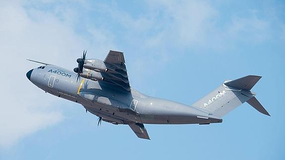 Alemania, Reino Unido y Turquía paralizan los vuelos del Airbus A-400M